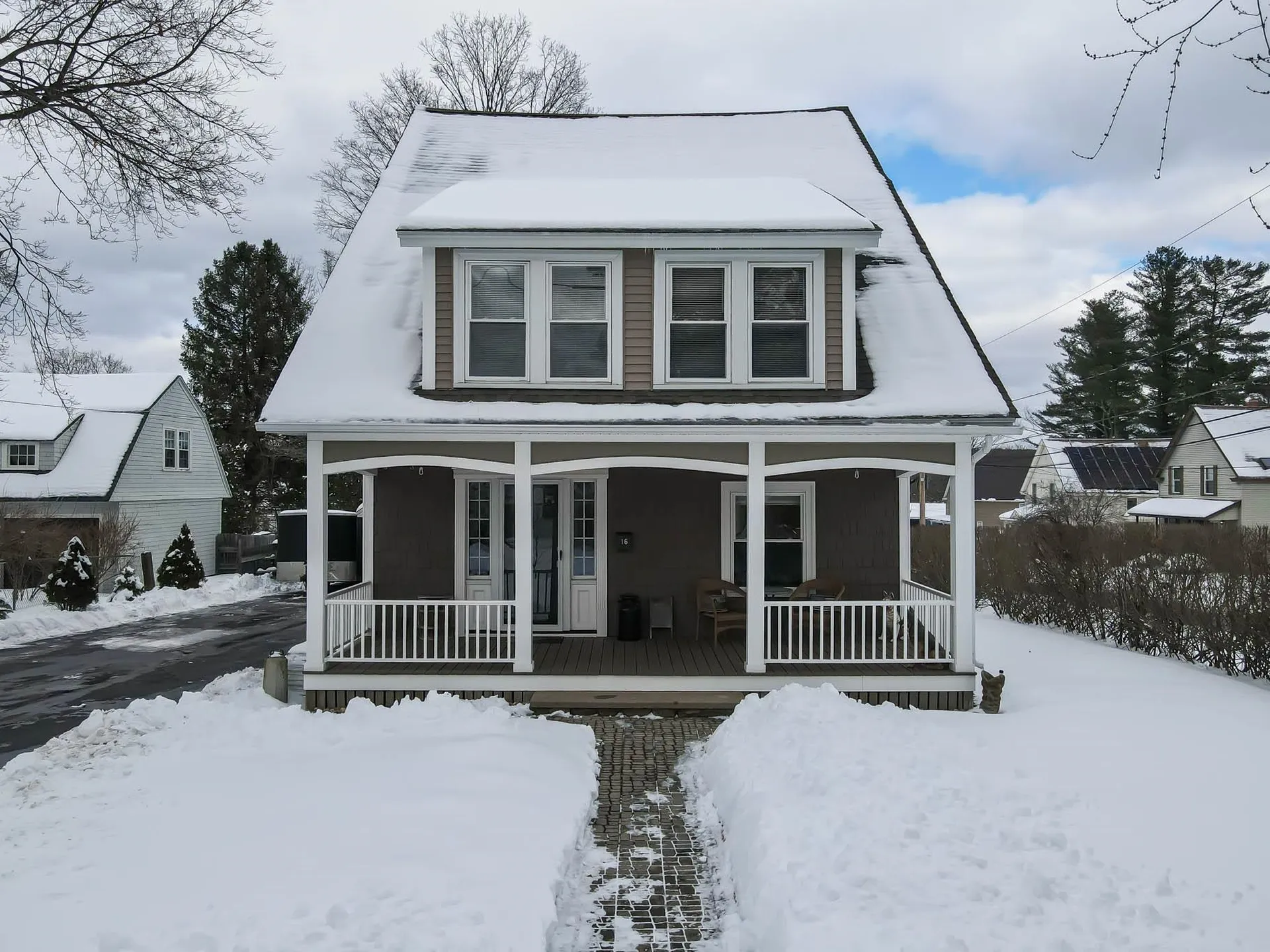 16 Park Avenue Derry NH 03038