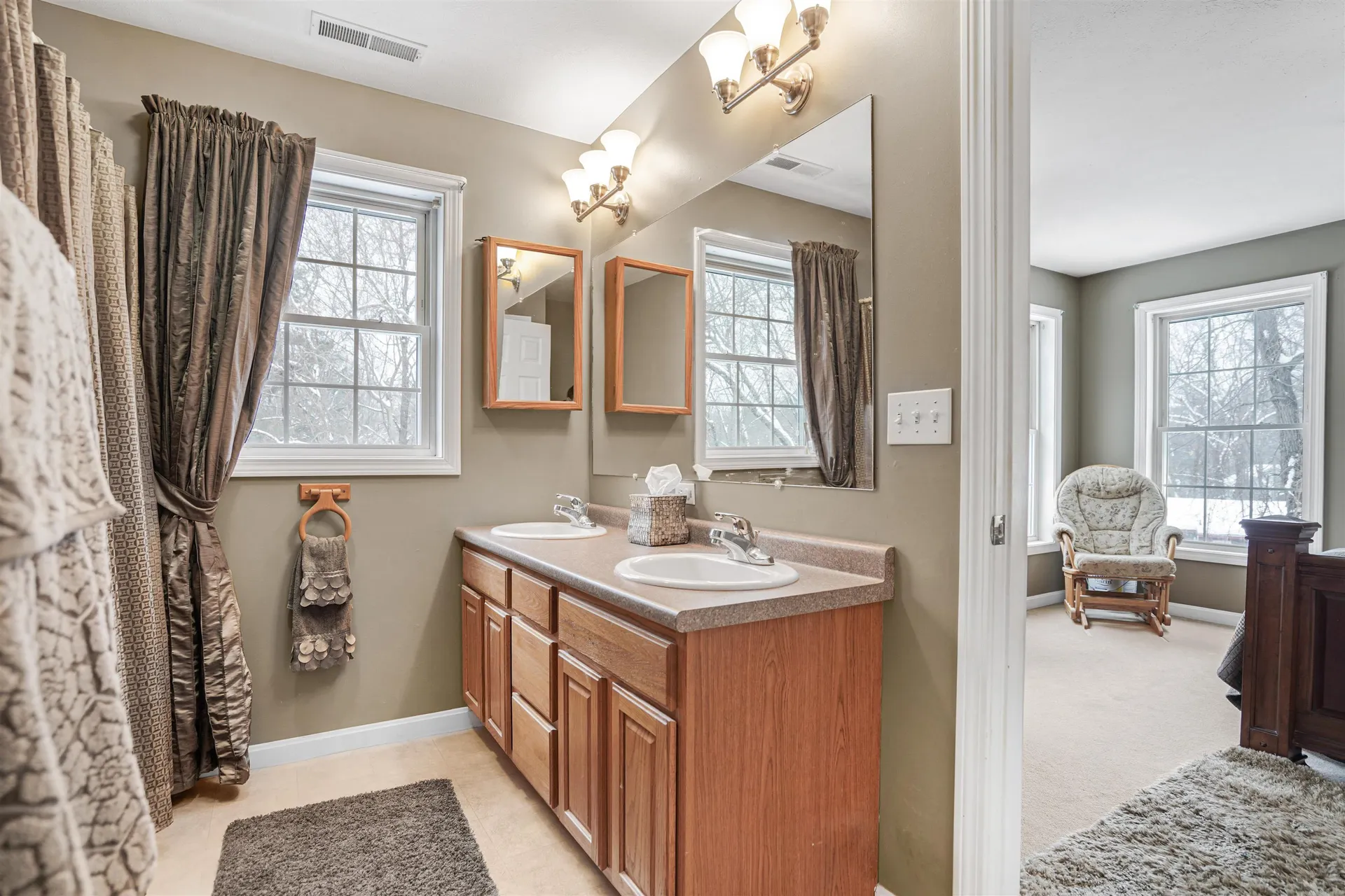 4 Tarbell Road Windham NH 03087