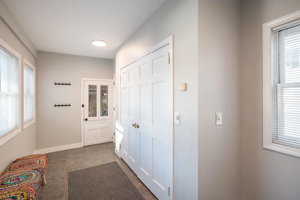 9 West Main Street Warner NH 03278