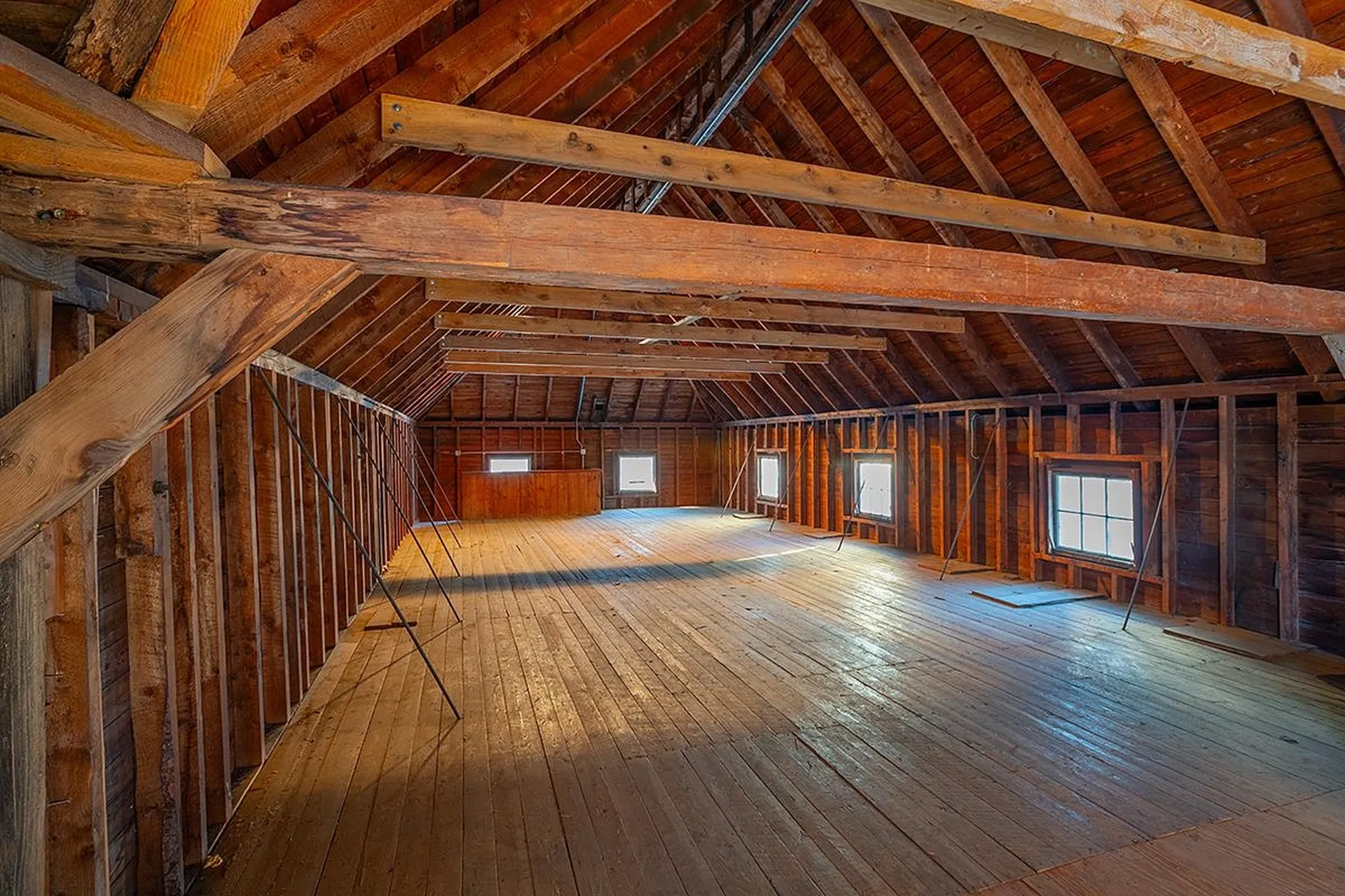 9 West Main Street Warner NH 03278