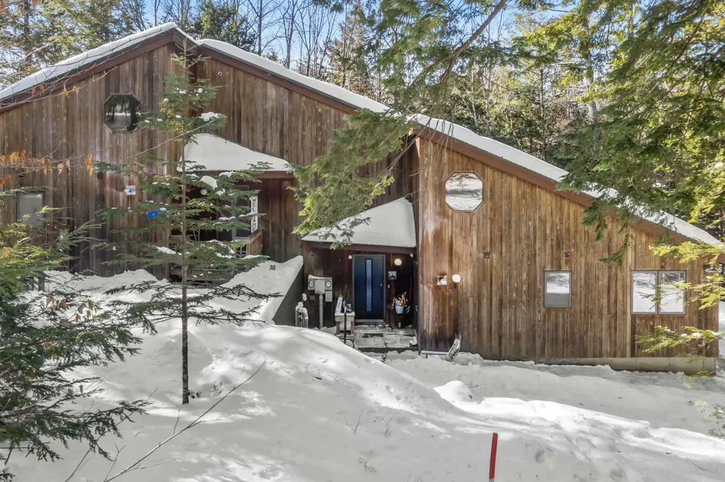 326 Crown Ridge Road Conway NH 03860