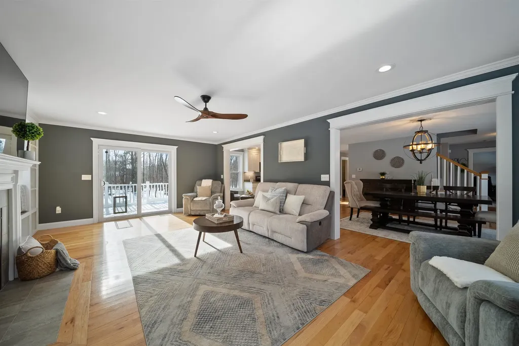 227 Ash Swamp Road Newmarket NH 03857