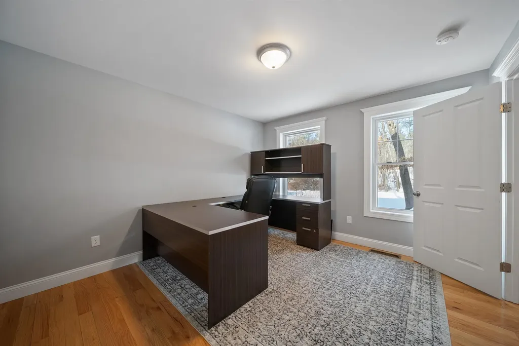 227 Ash Swamp Road Newmarket NH 03857