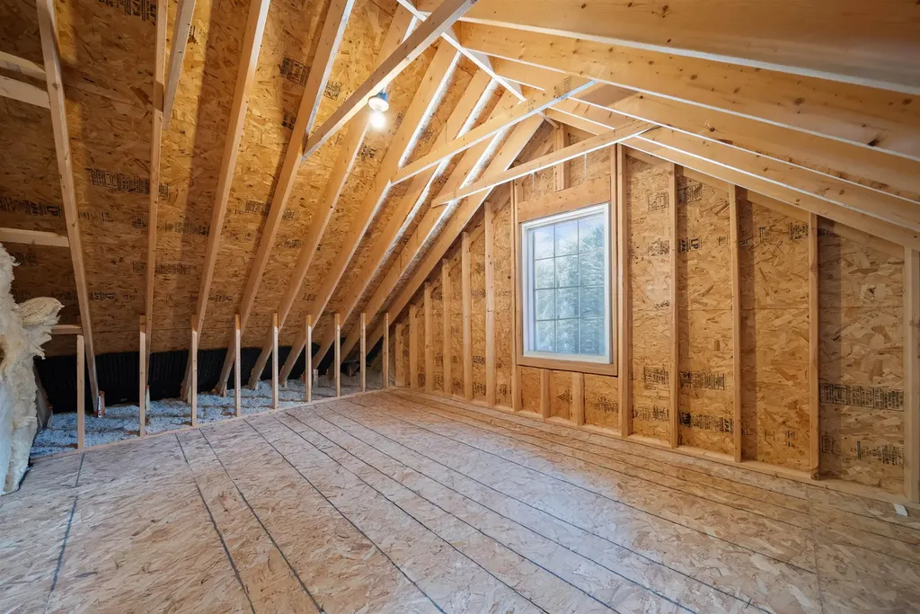 227 Ash Swamp Road Newmarket NH 03857