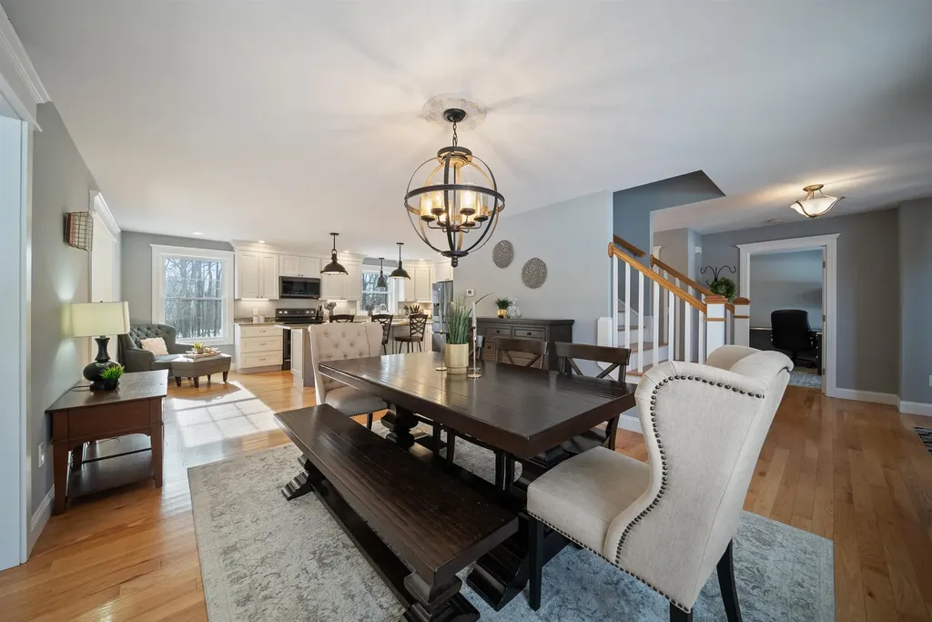 227 Ash Swamp Road Newmarket NH 03857
