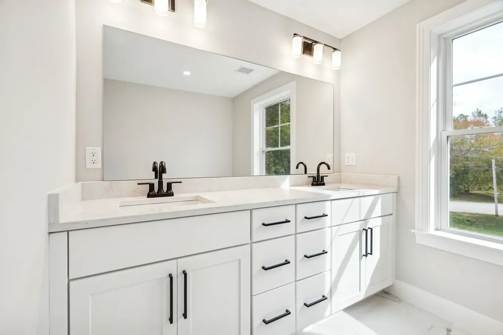 14 Birch Street Portsmouth NH 03801