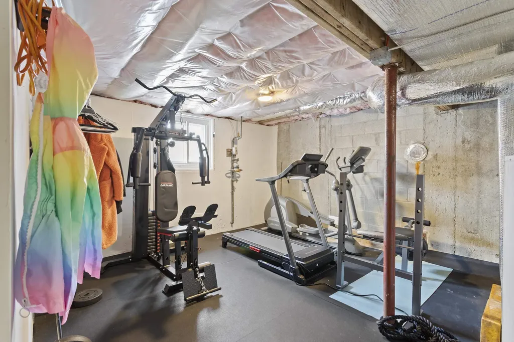 594 S Mammoth Road Manchester NH 03109