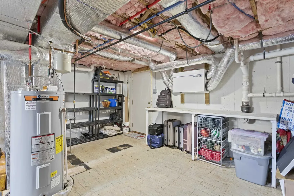 594 S Mammoth Road Manchester NH 03109