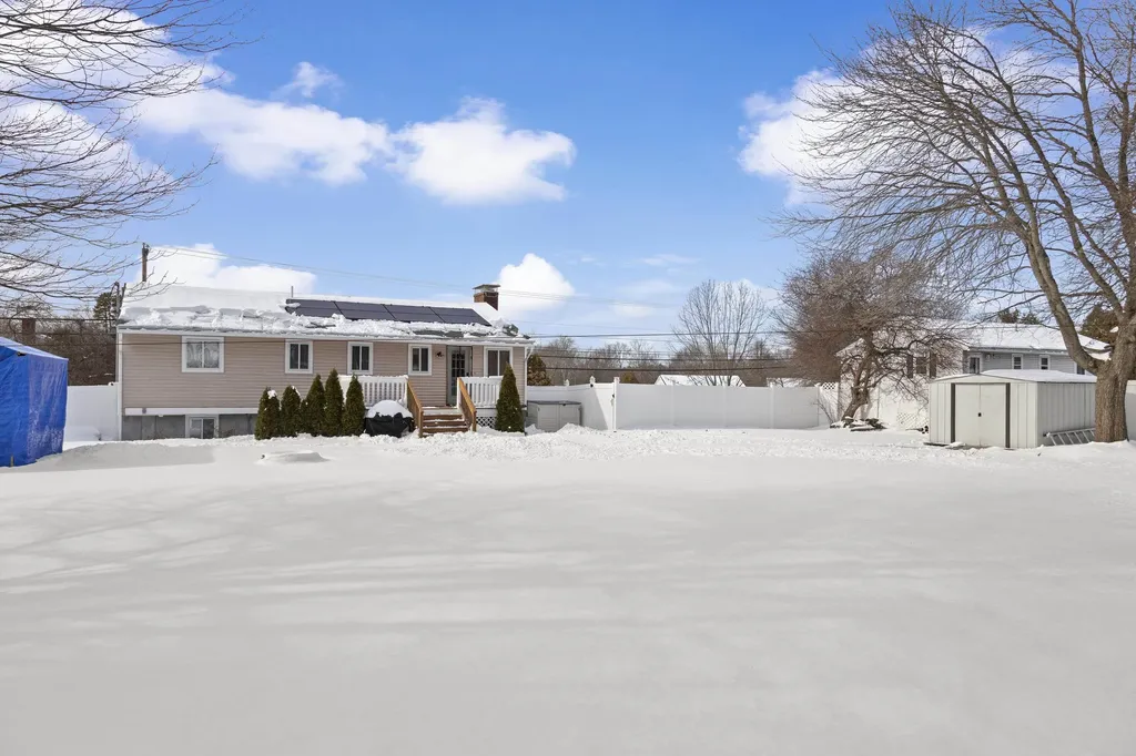 594 S Mammoth Road Manchester NH 03109