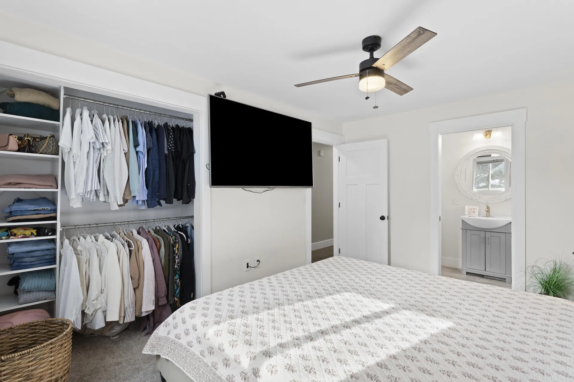 594 S Mammoth Road Manchester NH 03109