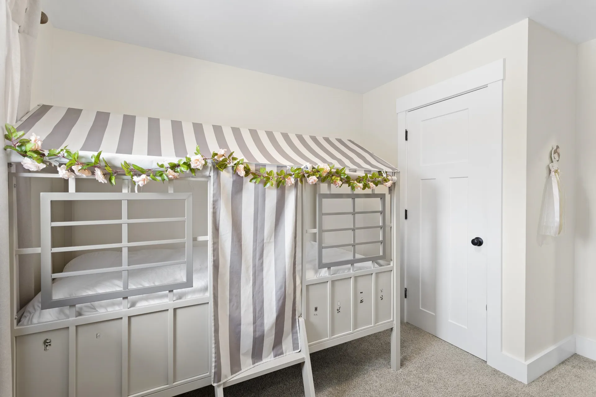 594 S Mammoth Road Manchester NH 03109