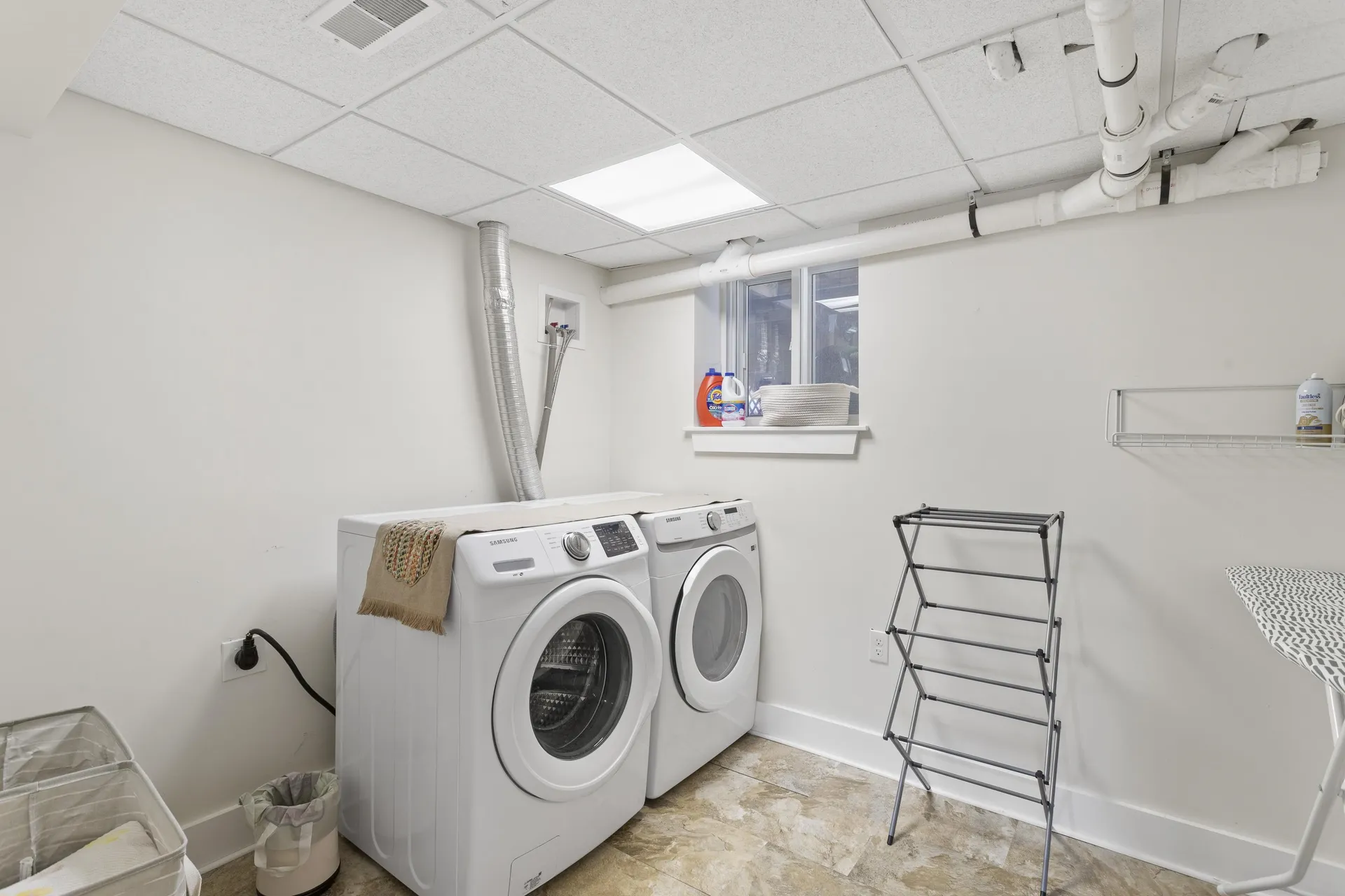 594 S Mammoth Road Manchester NH 03109