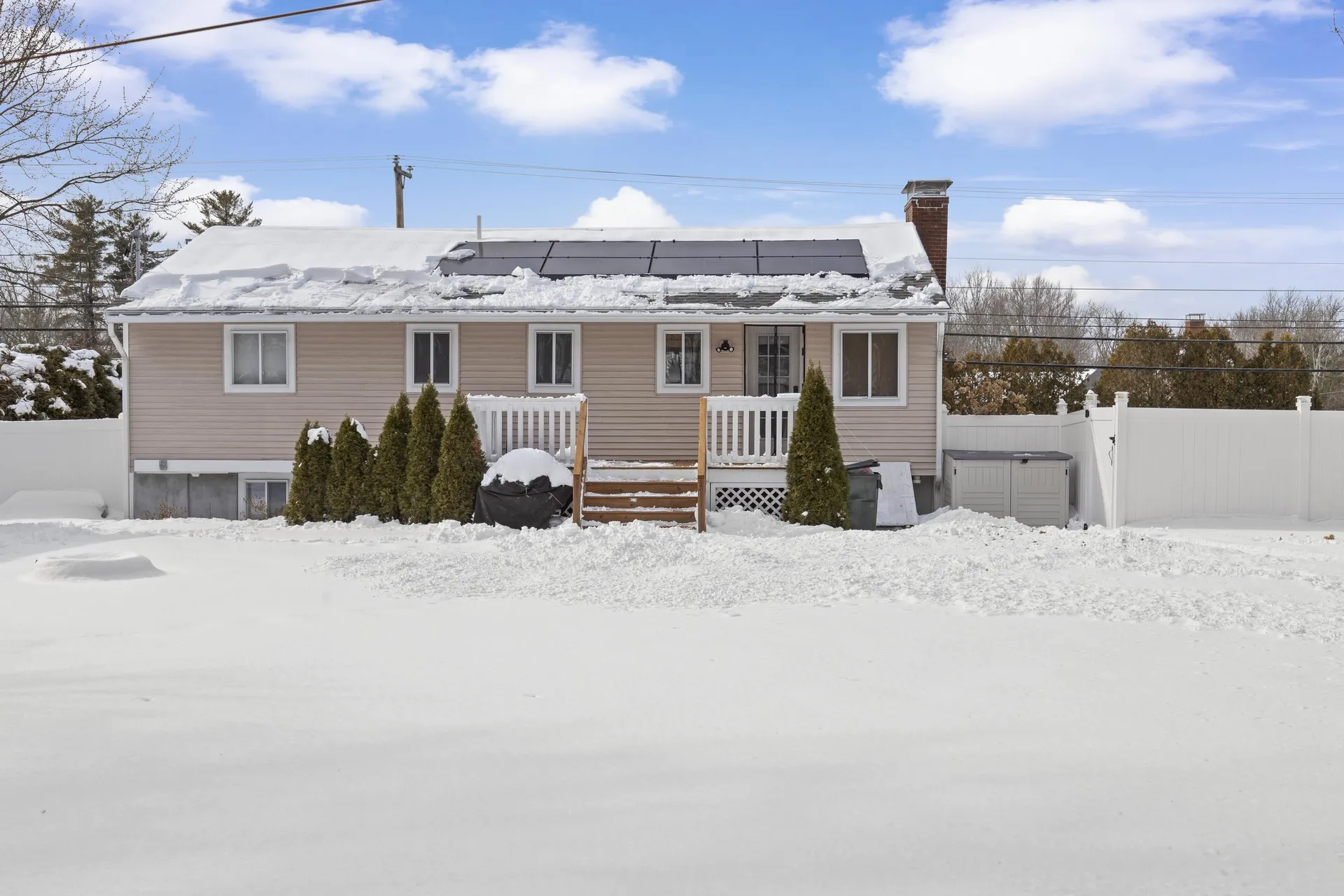 594 S Mammoth Road Manchester NH 03109