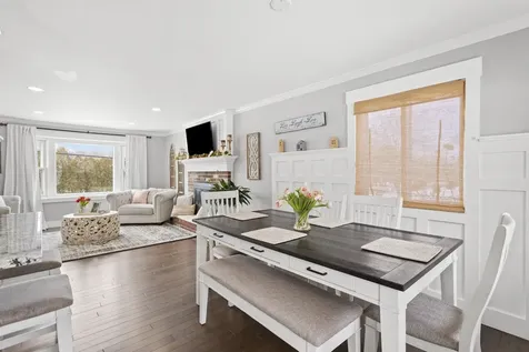 594 S Mammoth Road Manchester NH 03109