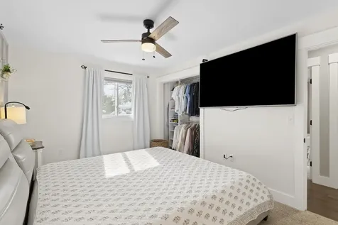 594 S Mammoth Road Manchester NH 03109