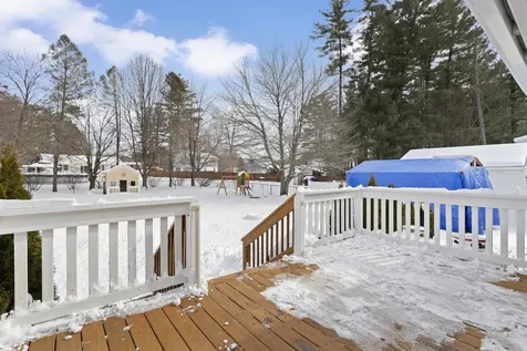 594 S Mammoth Road Manchester NH 03109