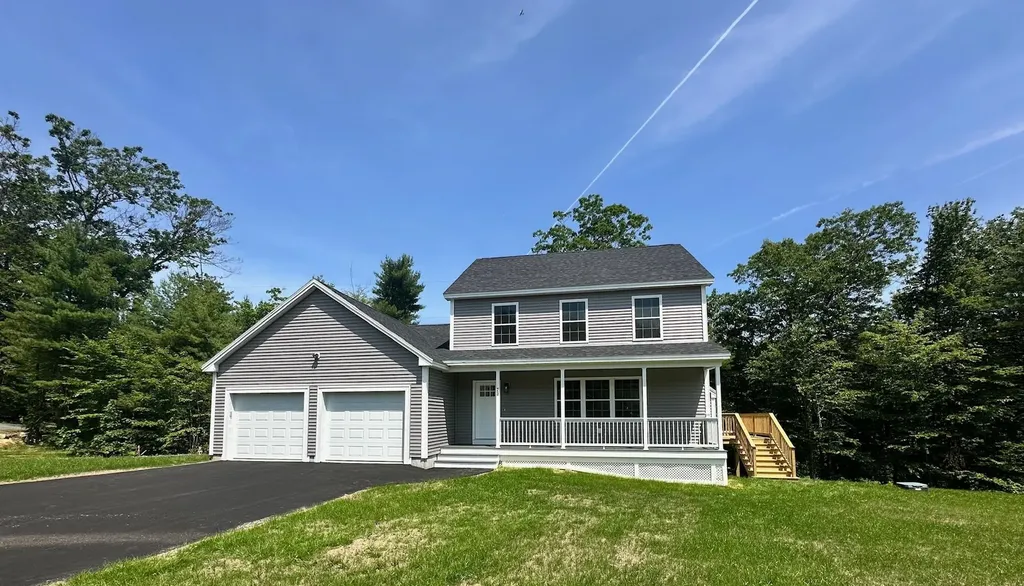 23 Fresian Lane Rochester NH 03867