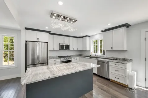 14 Westwood Drive Wolfeboro NH 03894