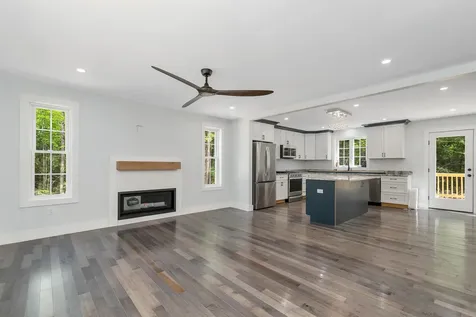 14 Westwood Drive Wolfeboro NH 03894