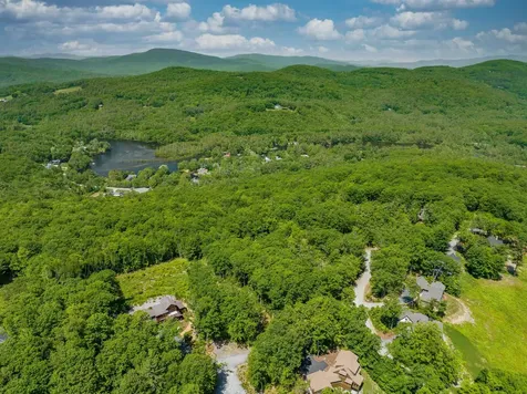 12 Peaked Hill Ashland NH 03217