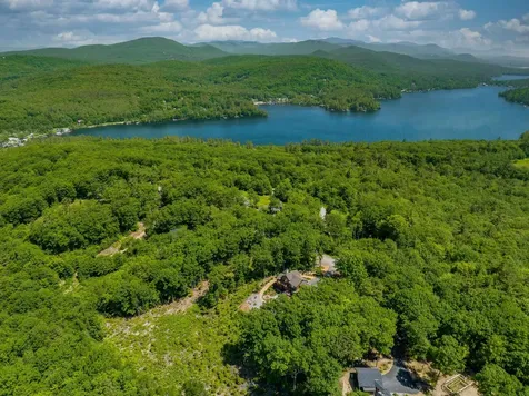 12 Peaked Hill Ashland NH 03217