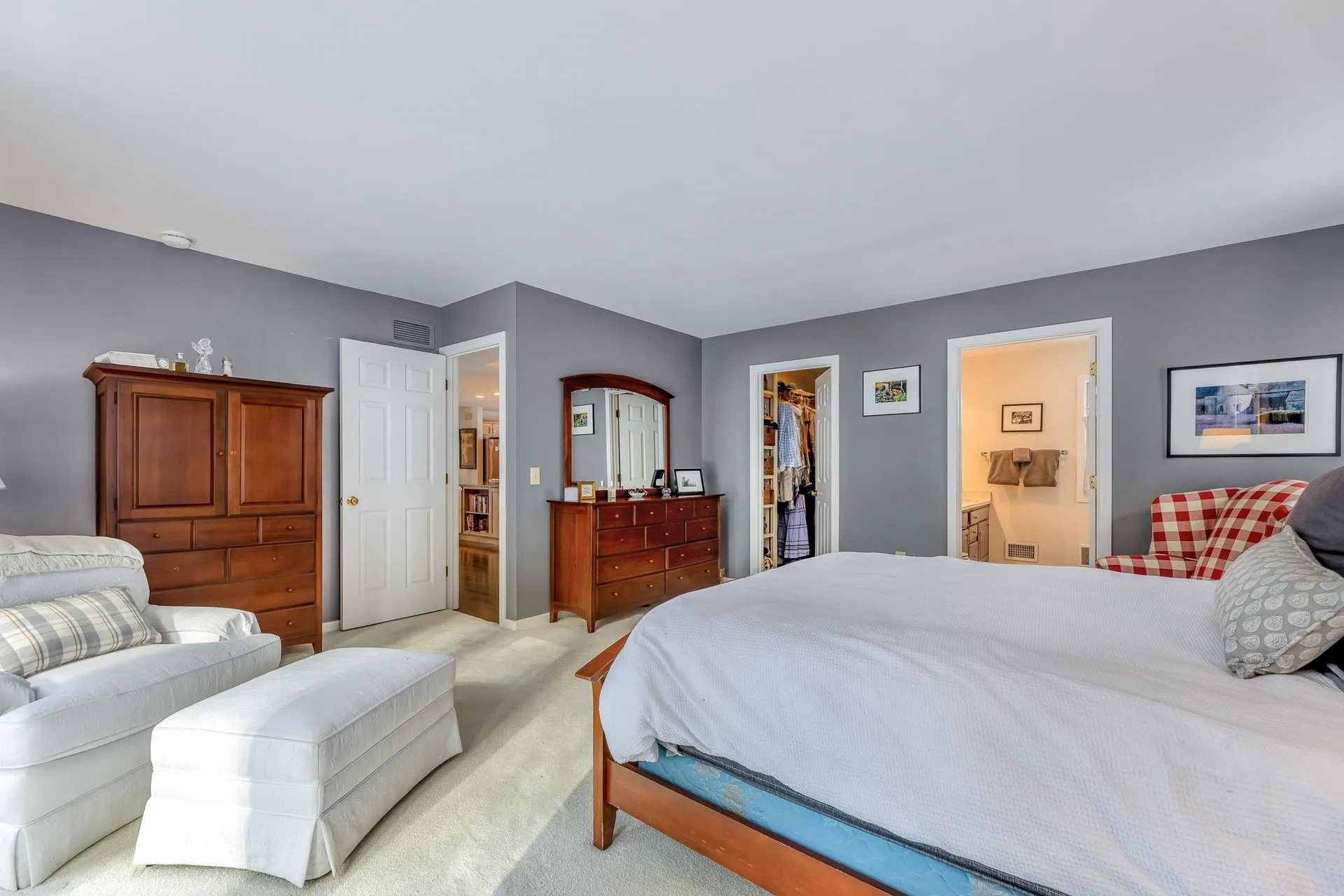 383 Jay Hill Road Hartford VT 05059