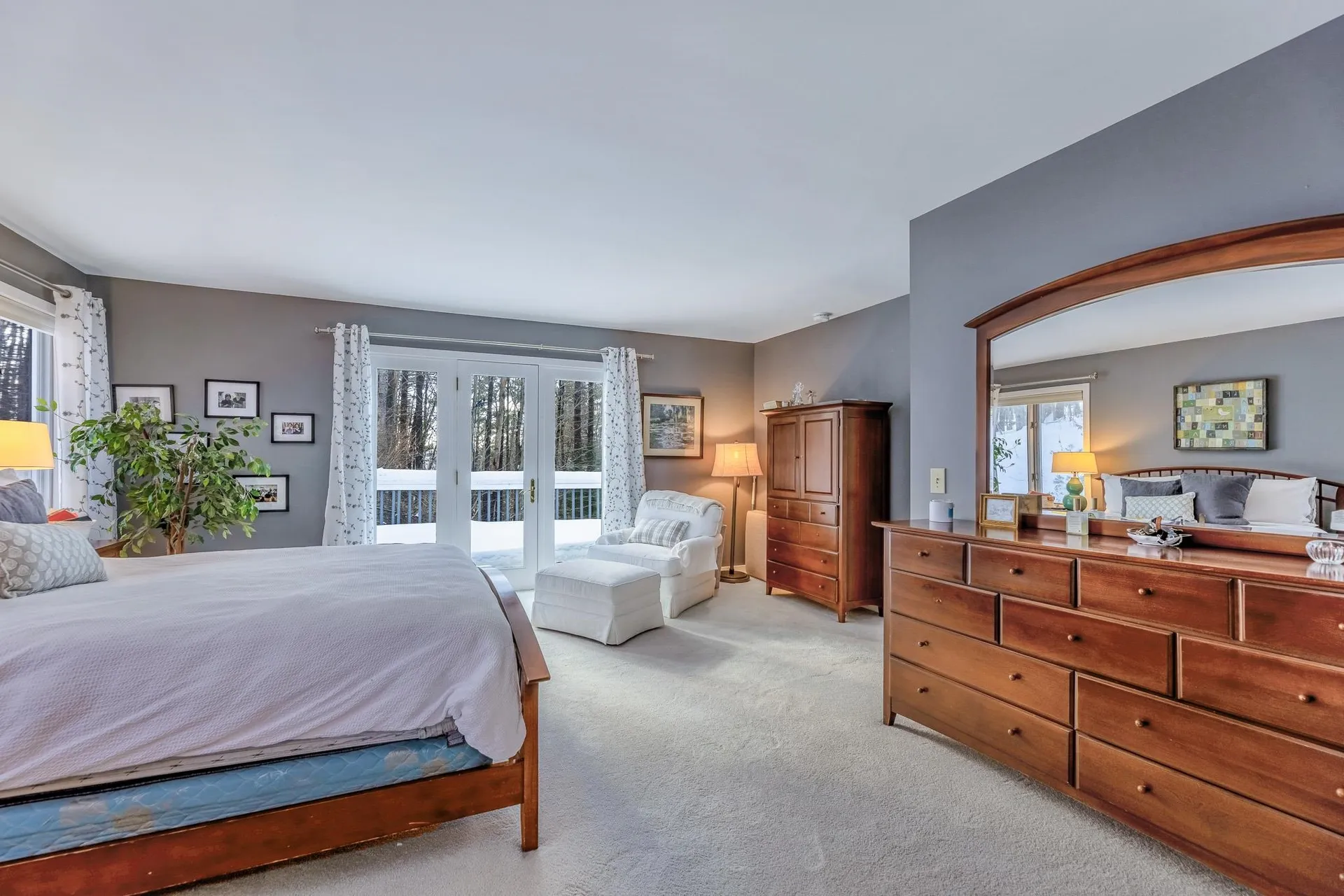 383 Jay Hill Road Hartford VT 05059