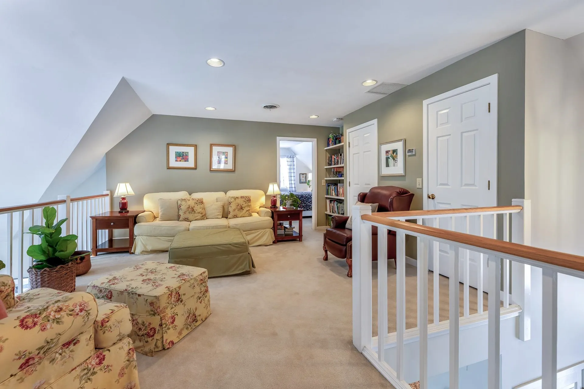 383 Jay Hill Road Hartford VT 05059