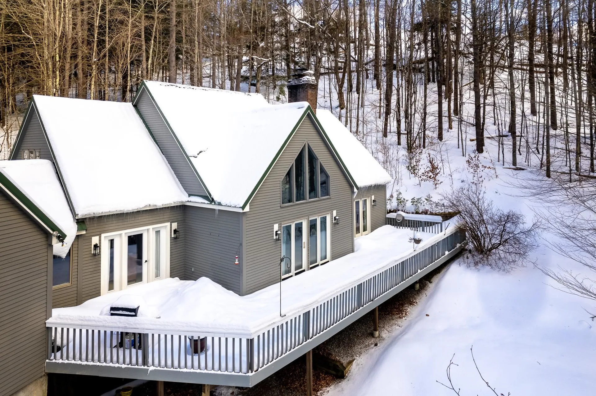 383 Jay Hill Road Hartford VT 05059