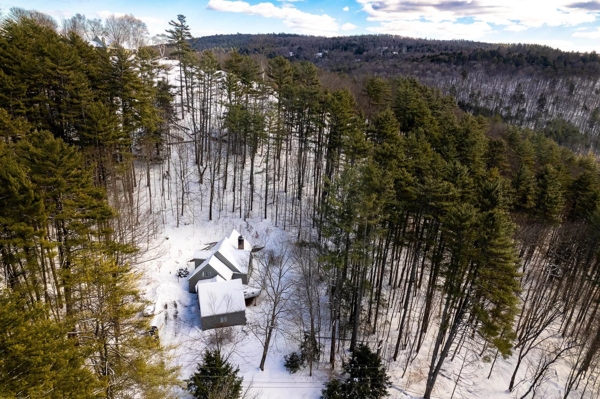 383 Jay Hill Road Hartford VT 05059