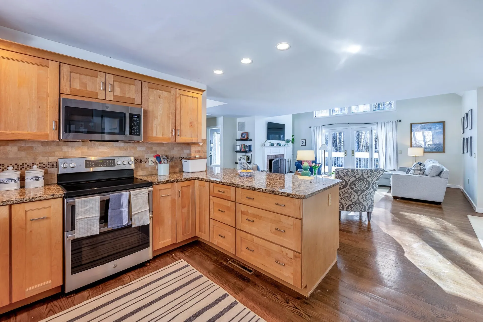 383 Jay Hill Road Hartford VT 05059