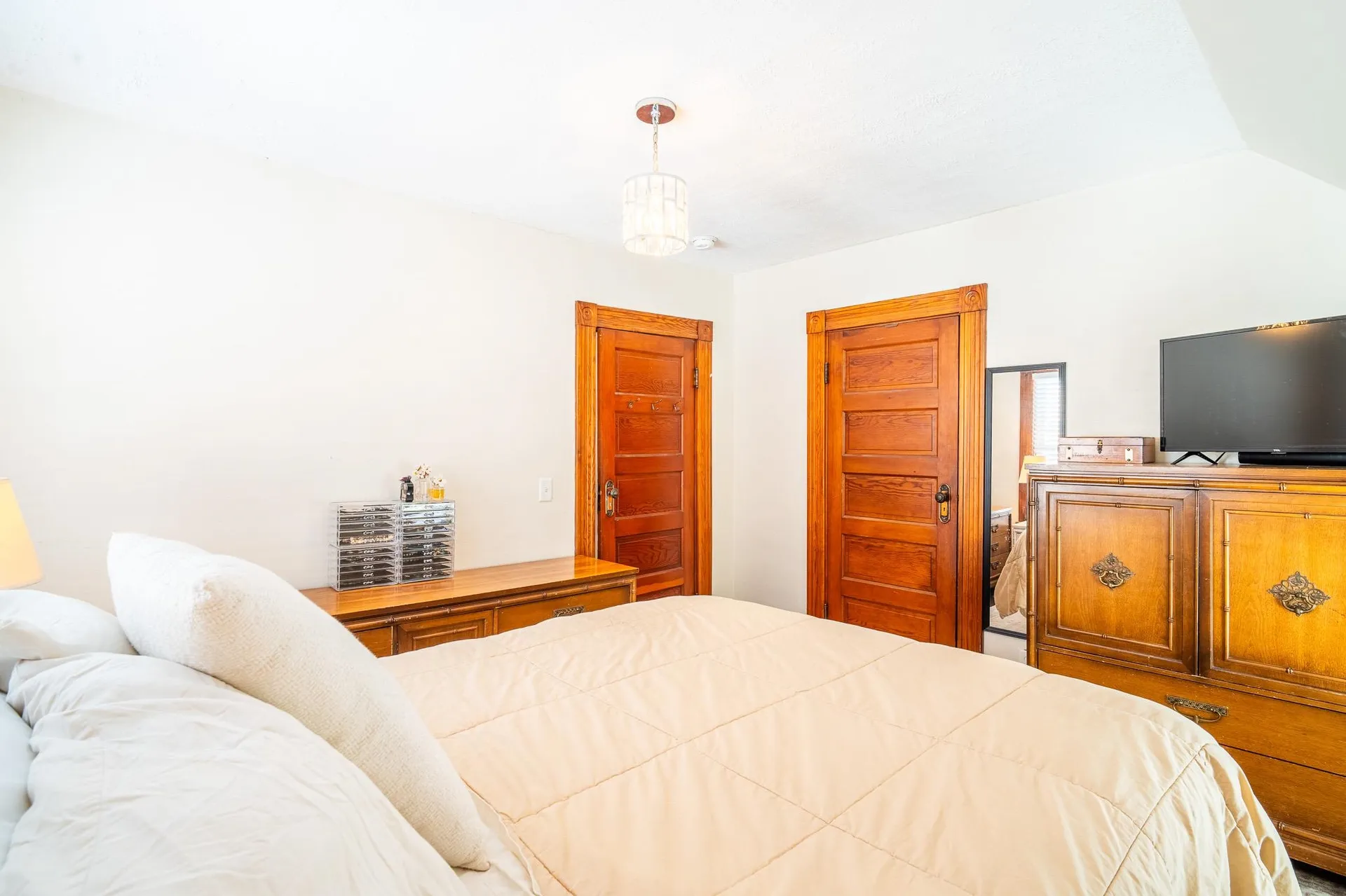 17 Sanborn Street Laconia NH 03246