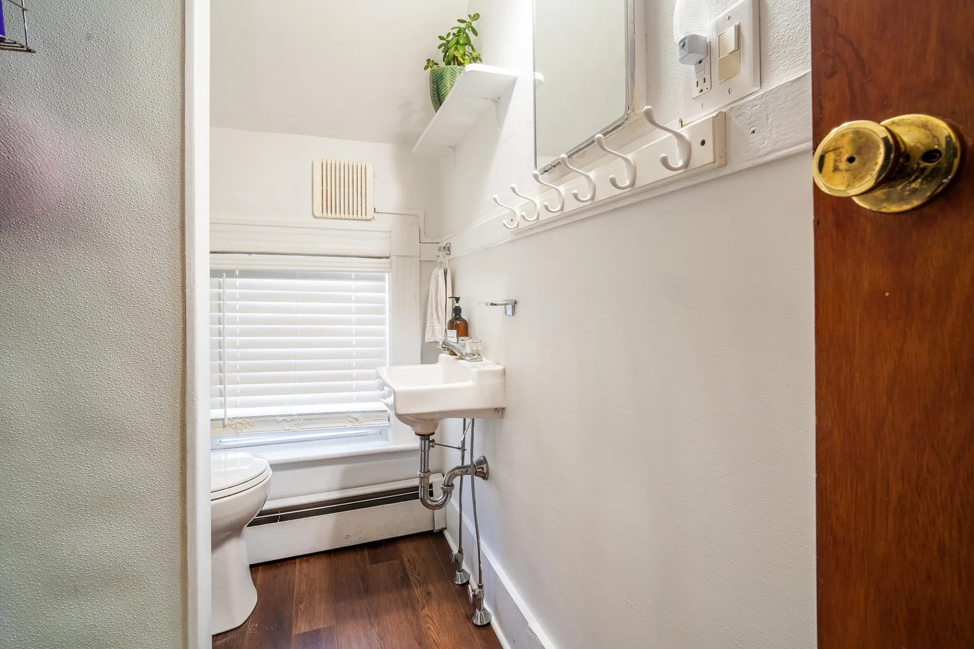 17 Sanborn Street Laconia NH 03246