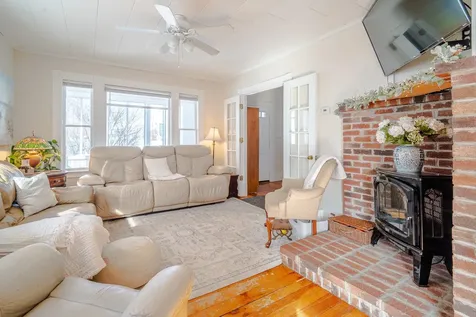 17 Sanborn Street Laconia NH 03246
