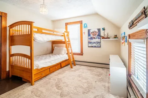 17 Sanborn Street Laconia NH 03246
