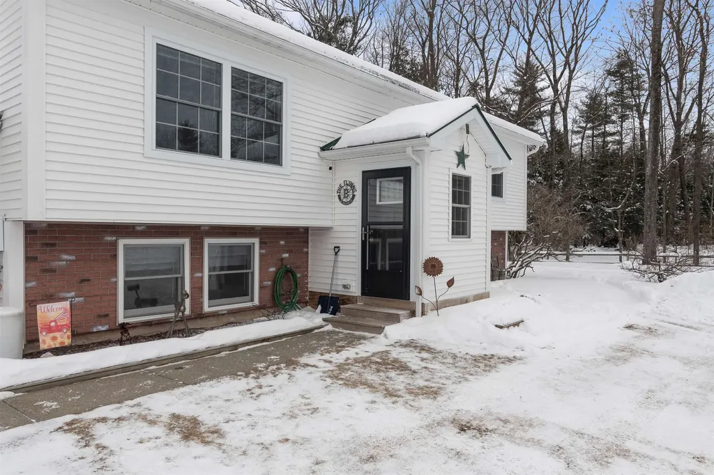 10 Miller Court Milton VT 05468