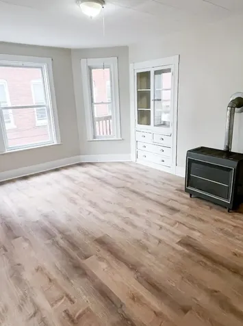144 Pearl Street Manchester NH 03104