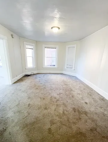 144 Pearl Street Manchester NH 03104