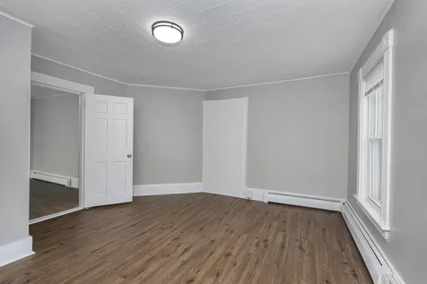 221 Lake Avenue Manchester NH 03103