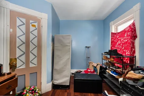 221 Lake Avenue Manchester NH 03103