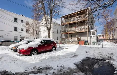 221 Lake Avenue Manchester NH 03103