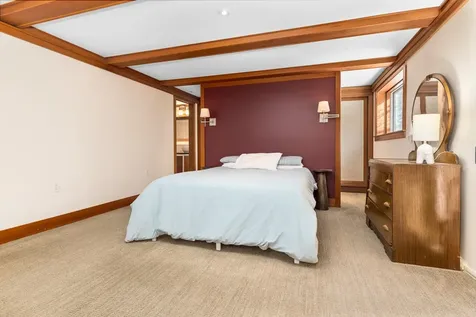15 Thompson Road Hanover NH 03755