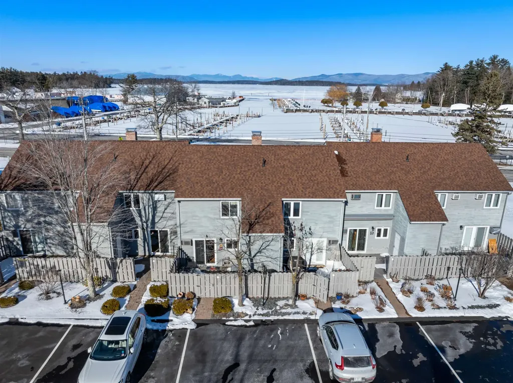 60 Weirs Road Gilford NH 03249