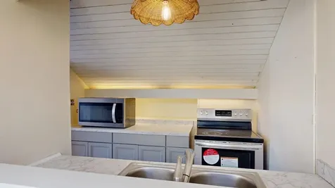 122 Harbor Road Shelburne VT 05482