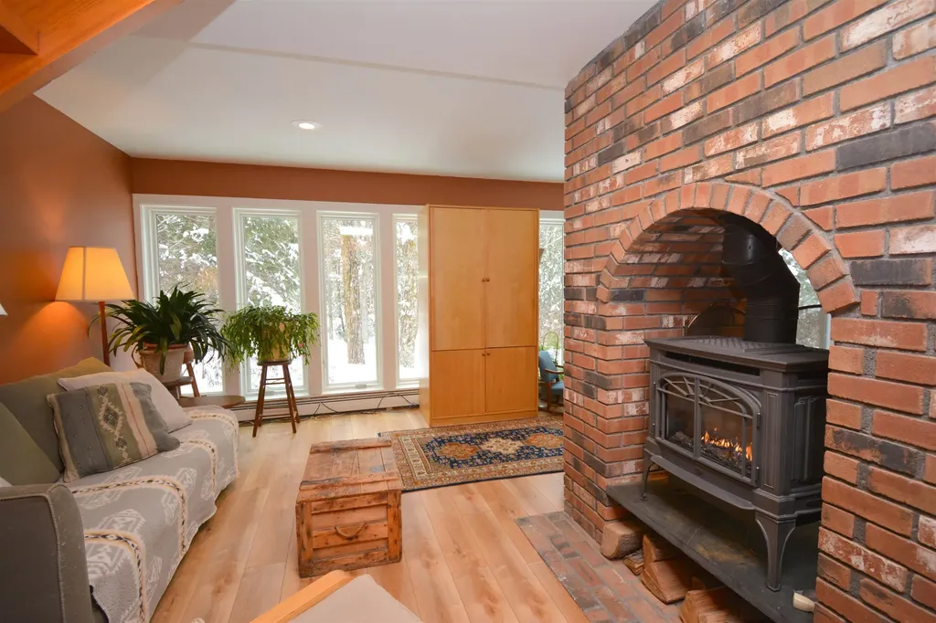 29 Wildwood Drive Grantham NH 03753