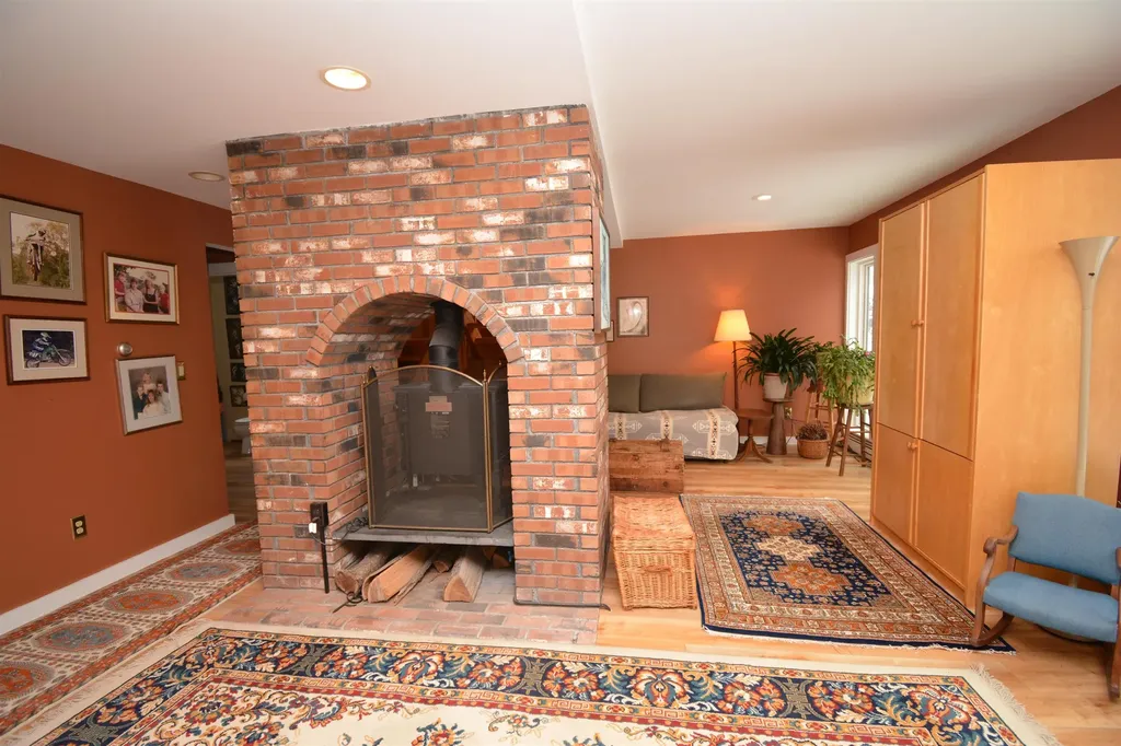 29 Wildwood Drive Grantham NH 03753