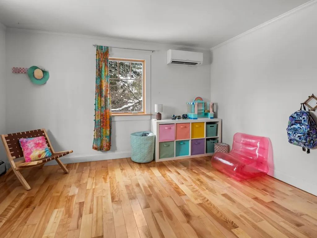 272 Spring Hollow Lane Montpelier VT 05602