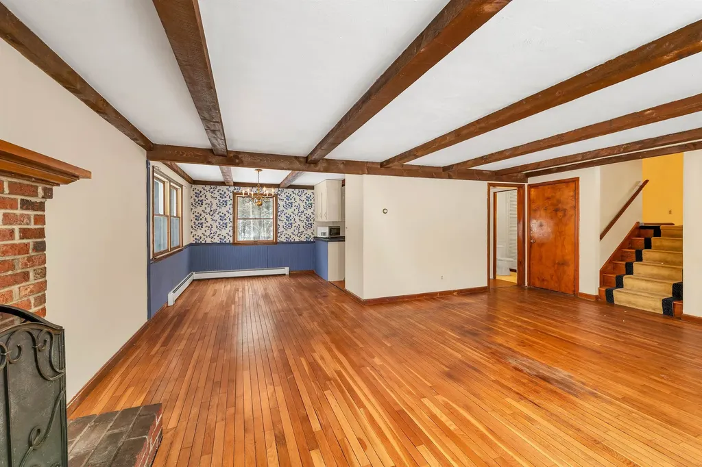 30 Winterhaven Road Wolfeboro NH 03894