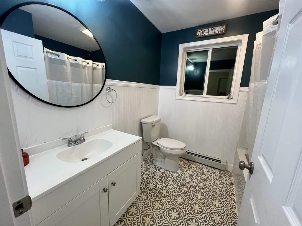 36 Hammond Road Deerfield NH 03037