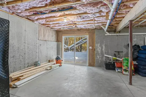 36 Hammond Road Deerfield NH 03037